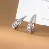 Nalan Plata de Ley S925 Nicho Lujo Ligero Joyería Elegante Para Mujer Sentido de Gama Alta Hebilla de Oreja con Incrustaciones de Diamante Forma de Gota M06540