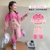 Conjunto de Moletom com Gola Redonda e Calça para Meninas 2026 Novo Estilo Fofo e Estiloso Desenho Animado Coreano Conjunto de Duas Peças com Manga Longa para Meninas Pequenas