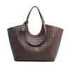 Bolso Tote, Bolso Nuevo con Patrón Tejido, Bolso de Moda Retro de Gama Alta para Mujer, Bolso de Hombro Grande de Alta Capacidad para Viajes Diarios, Bolso Transfronterizo para Mujer