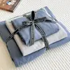 Juego de Ropa de Cama de Algodón Lavado de Cuatro Piezas Marca Antarctic para Uso Doméstico, Funda de Edredón Doble, Juego de Sábanas de Tres Piezas para Dormitorio de Estudiante