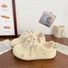 Zapatillas casuales para niñas 2026, zapatos planos con cordones color crema, versátiles, cómodos, dulces, estilo Forrest Gump, para niños mayores, zapatillas de entrenamiento alemanas
