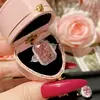 Camellia Brilliant Jewelry Anel Cortado Flor de Gelo Cintilante de Diamante de Alto Carbono Banhado a Ouro Zircônia Amarela Cortada em Gelo Anel de Pedra Preciosa Colorida