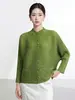 Jaqueta de Estilo Nacional Novo Estilo Chinês para Mulheres, Temporada de Primavera, Sensação de Alto Padrão, Gola Alta, Abotoada, Caimento Solto, Emagrecedora, Manga Longa, Roupa de Exterior Inspirada em Issey Miyake