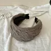 Diadema de moda estilo coreano de alta gama, color liso, ala ancha, tela plisada, material engrosado, diadema ensanchada, nuevo accesorio para el cabello
