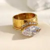 Moda Europea y Americana Simple Elegante Creativo Joyería de Mano Acero Inoxidable Chapado en Oro de 18K Anillo Colorido Anillo de Circonita Femenino Nicho