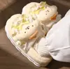 Pantuflas de algodón de gato Hello Kitty para mujer, bolso de invierno con zapatos de algodón de luna lindos y nuevos de piel y forro polar para mujer