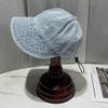 Gorra de pescador pequeña de mezclilla de color liso estilo japonés con cordón, para mujer, celebridad de internet, retro, para estilizar la cara, sombrero de sol para viajes