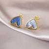 Pendientes de Clip Elegantes y Versátiles para Mujeres Sin Perforaciones, Adecuados para el Viaje Diario, con un Toque de Lujo Ligero de Alta Gama, Diseño Triangular