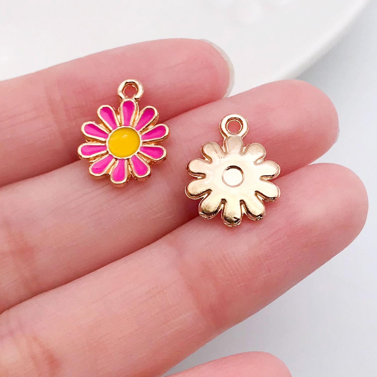 17560-J-玫红色滴油锌合金小雏菊花11x15mm-0.