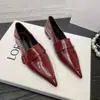 Zapatos Bajos de Punta para Mujer Estilo Europeo y Americano Otoño 2025 con Diseño Único y Velcro para el Trabajo y Uso Profesional