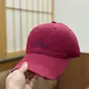 Boné de Beisebol Azul Marinho Bordado com Rosto Sorridente, Estilo Novo para Mulheres, Chapéu de Sol de Aba Larga para o Verão, Chapéu de Topo Macio que Faz o Rosto Parecer Menor