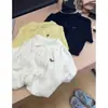 Suéter de tricô juvenil com gola polo estilo universitário para mulheres, novo suéter de manga curta para o verão de 2025, top único e super estiloso
