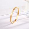 Pulsera de Titanio Simple de Moda Popular Transfronteriza para Pareja Pulsera de Acero Inoxidable Celebridad de Internet Lujo Ligero Combinable Joyería de Moda