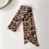 Pañuelo de seda estilo americano con estampado de leopardo, bufanda estrecha larga vintage, banda para el cuello versátil y de moda con diseño de cinta, adecuada para chicas con estilo