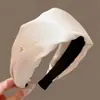 Diadema de satén estilo coreano de ala ancha y copa alta para mujer, elegante y a la moda, adecuada para el uso diario, no estrangula el cabello