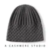 Atacado Chapéu de Lã Cashmere Quente de Inverno Gorro Chapéu para Tempo Frio Touca de Cabeça Chapéu com Proteção para Orelhas Outono Inverno Tricô Mostra Rosto Menor