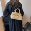 Bolsa de Mão Elegante para o Dia a Dia Feminina 2026 Novo Modelo Bolsa Kelly de Luxo Leve Bolsa Transversal Estilosa Versátil Bolsa Feminina com Toque de Alto Padrão