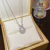 Nuevo Collar de Perlas con Flores Lujo Ligero Nicho Moda de Gama Alta Versátil Popular en Tiktok Cadena para Clavícula Al por Mayor