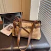 Bolso de Hombro Versátil de Lujo Ligero Transfronterizo, Bolso Tote Sencillo de Moda 2026 para Mujer, Bolso de Hombro Cruzado para Viajar