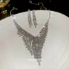 Conjunto de Collar y Aretes para Vestido de Novia con Circonita Super Brillante 2026 Nuevo Más Vendido Cadena para Clavícula Joyería de Alta Gama para Mujeres