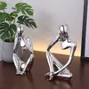 Ornamento de Figura Pensador Abstrato Eletrodepositado de Luxo Leve em Resina Dourada e Prateada para Decoração de Mesa Doméstica e Exposição de Artesanato