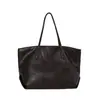 Bolsa Tote Grande Capacidade Verão 2026 Bolsa de Ombro Único Feminina Simples Versátil para o Dia a Dia Bolsa de Couro Estilo Coreano