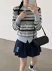 26 Otoño Nuevo Estilo Top Estilo Coreano Bloque de Color Rayas Cuello Redondo Manga Larga Cardigan de Punto para Mujer Casual Versátil Chaqueta para Viajar