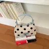 2026 Nuevo Bolso Tote de Cuero con Cera de Aceite Estilo Maillard Encanto de Lazo y Corazón Gran Capacidad Bolso de Hombro de Moda Versátil