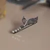Grampo de Cabelo Pérola Cristal Cauda de Peixe para Mulheres, Novo Elegante Presilha Lateral para Franja, Grampo Versátil, Presilha Bico de Pato de Alta Qualidade para Cabelos Quebrados