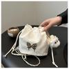 Bolsa Pequena de Balde de Verão com Design Único, Bolsa Transversal com Corrente da Moda, Bolsa Popular Portátil para Celular