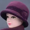 Sombrero de Lana de Ala Ancha para Mujer Otoño/Invierno Cálido con Piel de Conejo a Prueba de Frío para Exteriores para Madres y Abuelas de Mediana Edad y Mayores con Gorro de Punto de Forro Polar Adicional