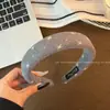 Diadema retro de alta calidad con dientes para otoño e invierno para mujer, diseñada para realzar la apariencia de la coronilla, nuevo estilo 2026, antideslizante, accesorio para el cabello versátil