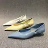 Zapatos de mujer europeos moda verano nuevo cuero aceitado encerado elegantes huecos tacón de gata zapatos de punta para mujer cómodos de tacón bajo zapatos de un solo color