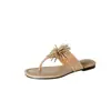 Chanclas de Exterior Estilo Vacacional 2026 Verano Nuevo Modelo con Cuentas Florales de Piel Genuina Planas que Alargan el Pie