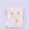 Conjunto de Zircônia Cdd Coração Brincos em Formato de Coração e Corrente para Clavícula Conjunto de Duas Peças para Mulheres, Acessórios Modernos e Simples, Direto da Fábrica de Origem