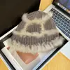Ropa de Viaje Xinjiang Tíbet Sombrero de Piel de Conejo Sombrero de Felpa Tejido del Oeste de Sichuan Protección para las Orejas Otoño e Invierno Sombrero Peludo Cálido