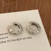 Diseño Simple y Personalizado, Pendientes Irregulares Geométricos en Forma de U Dorados con Cruces de Circonita para Mujer, Pendientes de Lujo Ligero y de Alta Gama