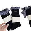 Calcetines de Encaje a Cuadros con Lazo de Moda para Primavera y Verano en Azul Marino, Calcetines Versátiles para Mujer con un Toque Femenino, Largo hasta la Mitad de la Pantorrilla