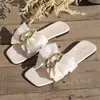 Chanclas para Mujer con Hebilla Metálica, Punta Abierta, Punta Cuadrada, Slip-On, Talla Grande, Planas, Verano 2026, Nuevo Estilo, Slip-On con Moño