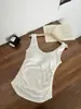 Camisola feminina de viscose com decote V para primavera e verão 2026, modelo novo, lindo design nas costas, com bojos, corte justo, versátil