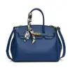 Bolsa Satchel de Moda para Comércio Exterior Bolsa Platina para Mulheres 2025 Novas Bolsas de Alta Qualidade Grande Capacidade Lenço de Seda Bolsa de Ombro Único Transversal