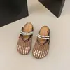 Sandálias de Exterior com Decoração de Pérolas para Mulheres 2026, Aumentadoras de Altura de Nicho Mais Vendidas Resistentes ao Desgaste Moda Dopamina Chinelos Fechados