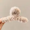 Novo Grampo de Tubarão Elegante com Laço de Pérola e Grande Coração para a Parte de Trás da Cabeça para Prender o Cabelo e Dar um Look Sofisticado