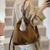 Bolsa de viagem de grande capacidade feminina 2025 nova cor sólida retrô moda bolsa de ombro estilo coreano nicho bolsa tote all-match
