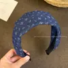 Diadema retro de alta calidad con dientes para otoño e invierno para mujer, diseñada para realzar la apariencia de la coronilla, nuevo estilo 2026, antideslizante, accesorio para el cabello versátil