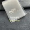 Etiqueta de ropa tarjeta pegamento flexible transparente papel especial listado LOGO ropa de mujer etiqueta personalizada diseño gratuito