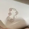 Pulseira de Contas Fresca e Limpa Estilo Francês com um Toque Lindo e Sofisticado, Design Moderno e Versátil para Mulheres