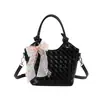 Bolso de hombro para mujer, moderno y sencillo, nuevo bolso de mano casual de verano de nicho, bandolera elegante para el trabajo y los desplazamientos
