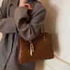 Bolsa Tote Estampada de Leopardo de Grande Capacidade para Mulheres 2026 Novo Estilo Coreano Versátil Bolsa de Ombro de Mão Bolsa de Ombro Versátil de Nicho