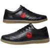 Atacado do fabricante sapatos Tai Chi de couro estilo chinês para homens e mulheres, sapatos casuais leves e confortáveis, sapatos de artes marciais com sola plana e malha respirável